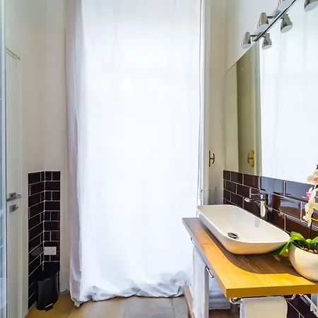 Starguest Dante Napoli