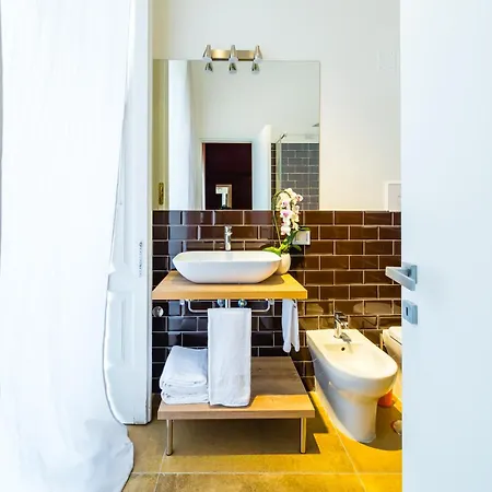 Starguest Dante Affittacamere