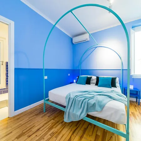 Starguest Dante 4* Napoli